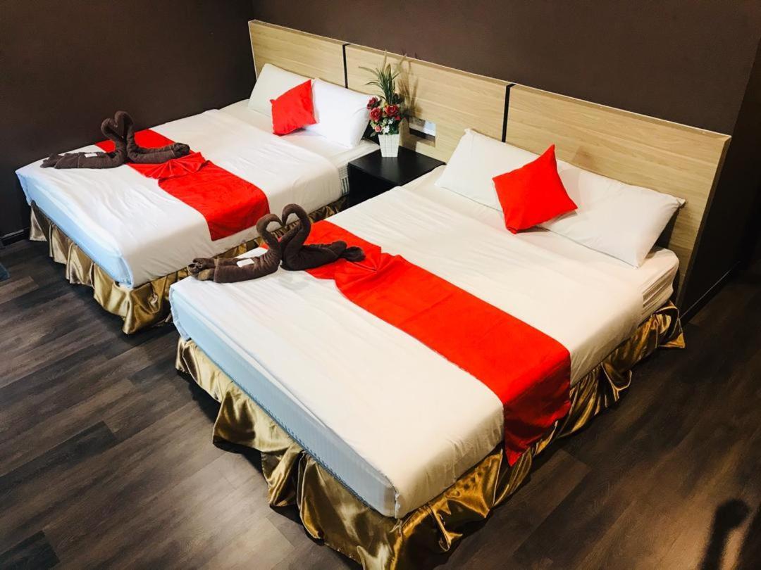 Highway Times Inn Hotel Ипох Экстерьер фото