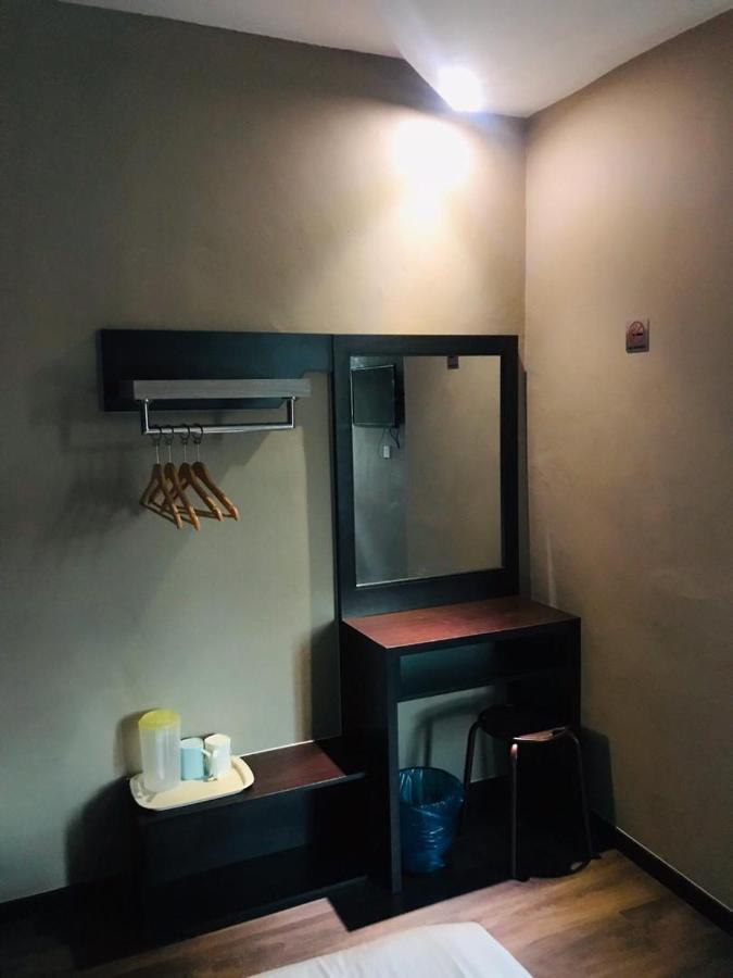 Highway Times Inn Hotel Ипох Экстерьер фото